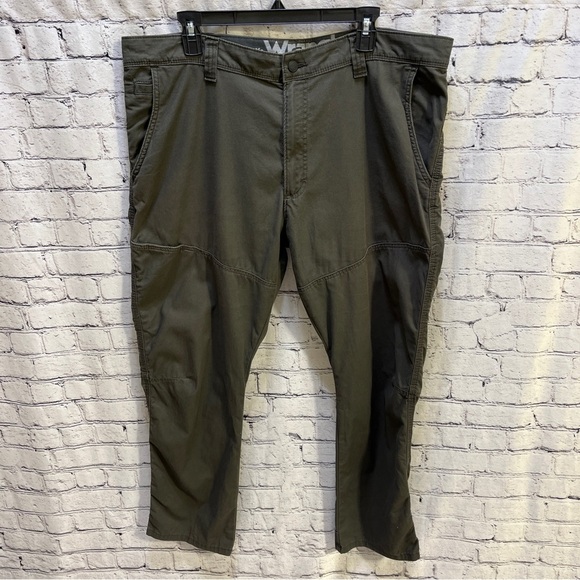 WRANGLER Mens All Terrain Gear Outdoor Pants Green/Gray Size 40 x 30 - Picture 1 of 16